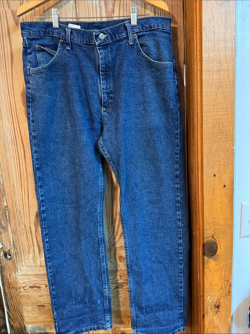 Classic Wrangler 36x30 Men's Dark Blue Denim Jeans